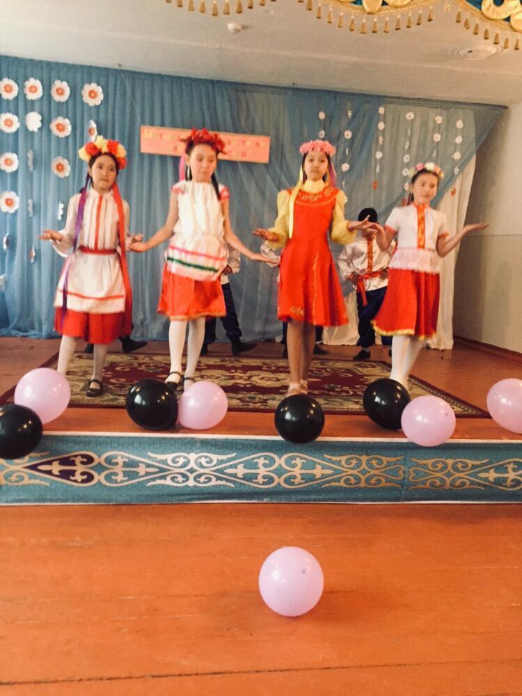 Қазақстан халықтары Ассамблясының 25 жылдығына орай өткізілген "Ынтымағы жарасқан, туған өлкем - Қазақстан!" фестивалі.